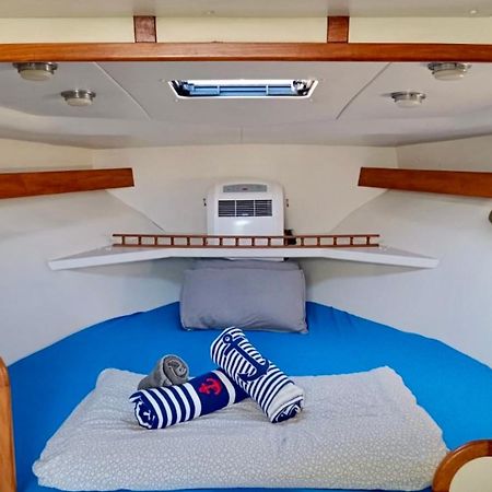 Cozy private two rooms yacht in Barcelona - Port Fórum Sant Adria de Besos Exterior foto